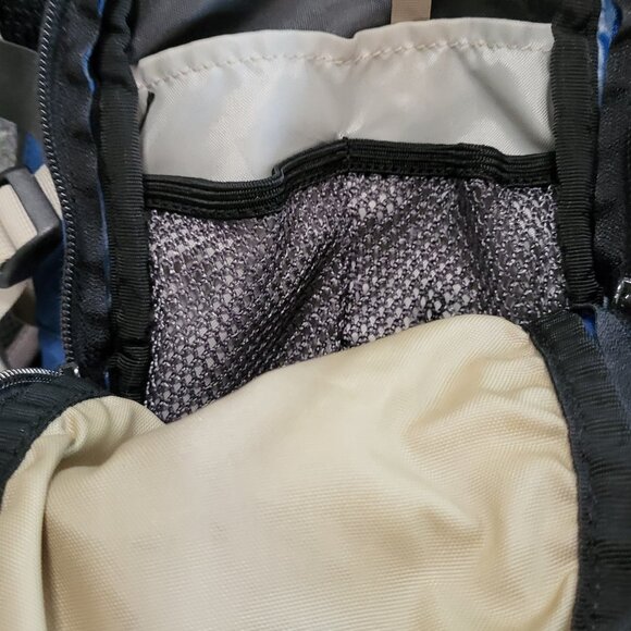 CamelBak Cycling Back Pack D Fit Zipped Compartments No Bladder - Picture 10 of 14